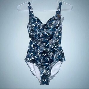 NWT Nip Tuck Swim Women’s Blue Palm Print Twist Front One-Piece Swimsuit Size 4